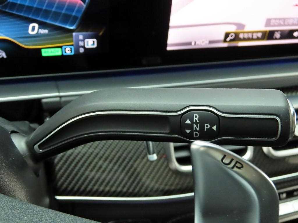 Mercedes Benz GLE Class - Vista 10