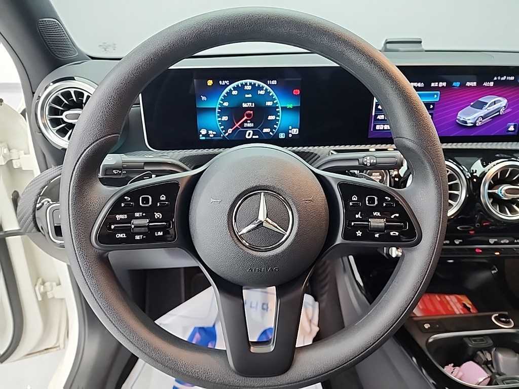 Mercedes Benz A Class - Vista 9