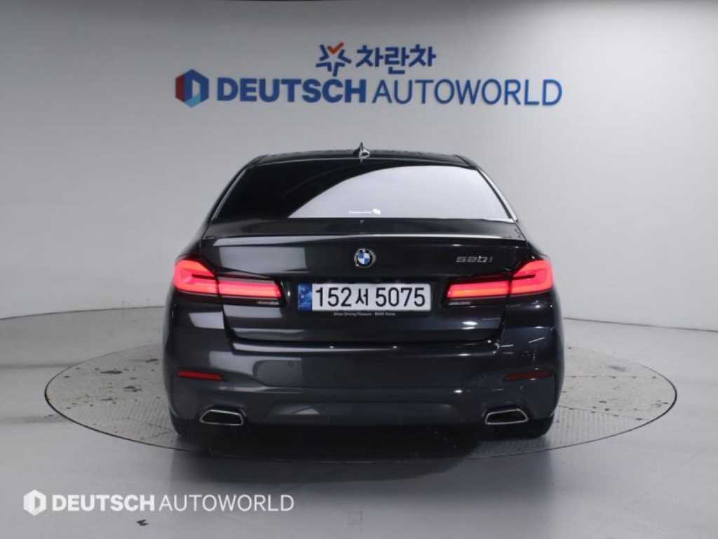 BMW 5 Series - Vista 4