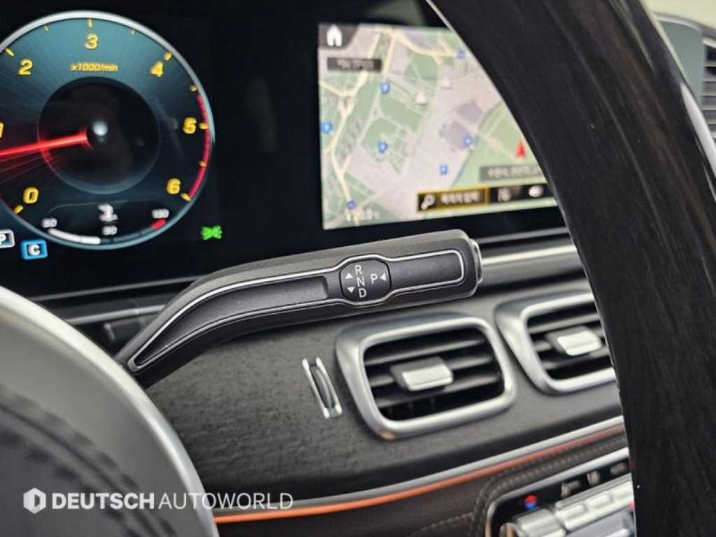 Mercedes Benz GLS Class - Vista 9