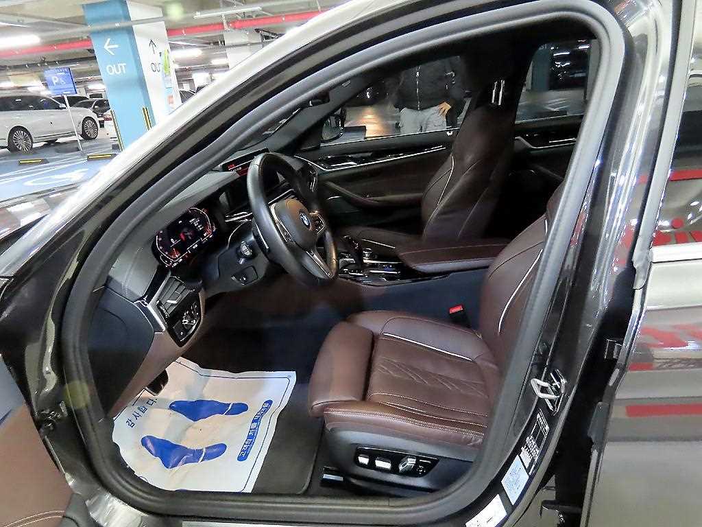 BMW 5 Series - Vista 6