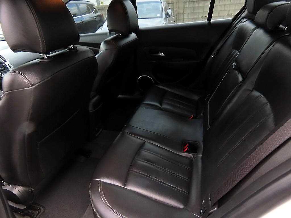 Chevrolet Cruise - Vista 6