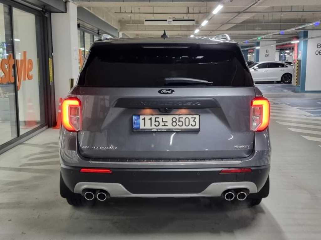 Ford Explorer - Vista 4