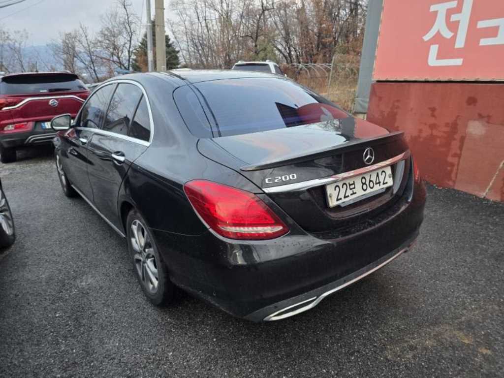 Mercedes Benz C Class - Vista 6