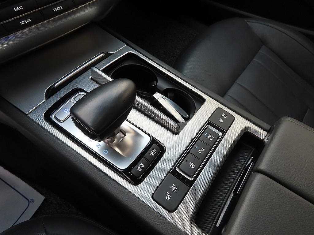 Genesis G80 - Vista 11