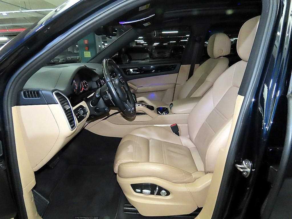 Porsche Cayenne - Vista 6