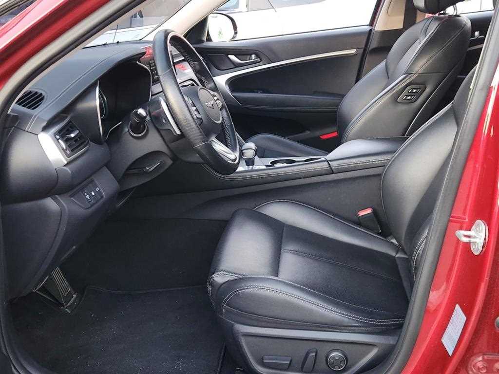 Genesis G70 - Vista 7