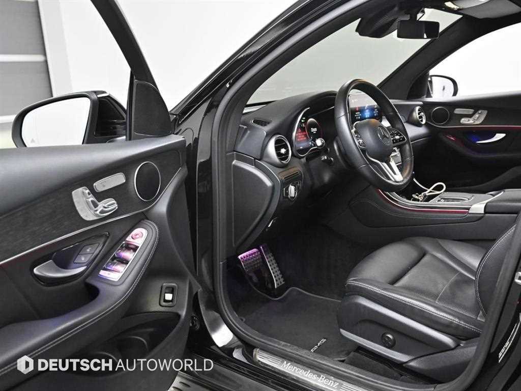 Mercedes Benz GLC Class - Vista 11