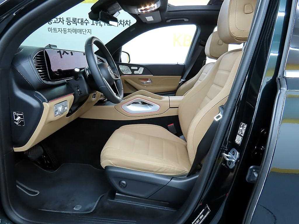 Mercedes Benz GLE Class - Vista 5