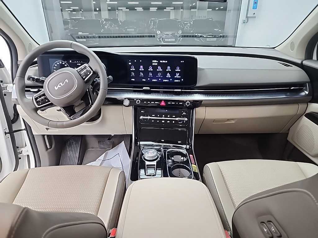 KIA Carnival - Vista 7