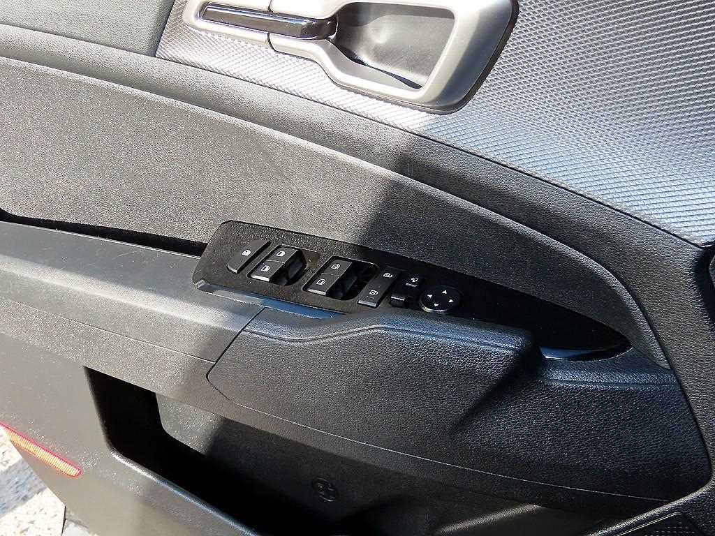 KIA Sportage - Vista 11