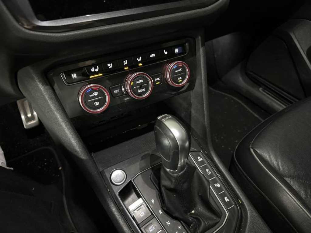 Volkswagen Tiguan - Vista 8