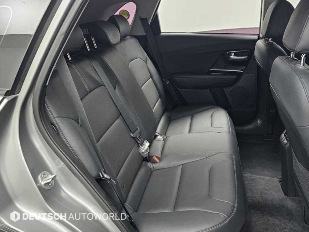 KIA Niro - Vista 12