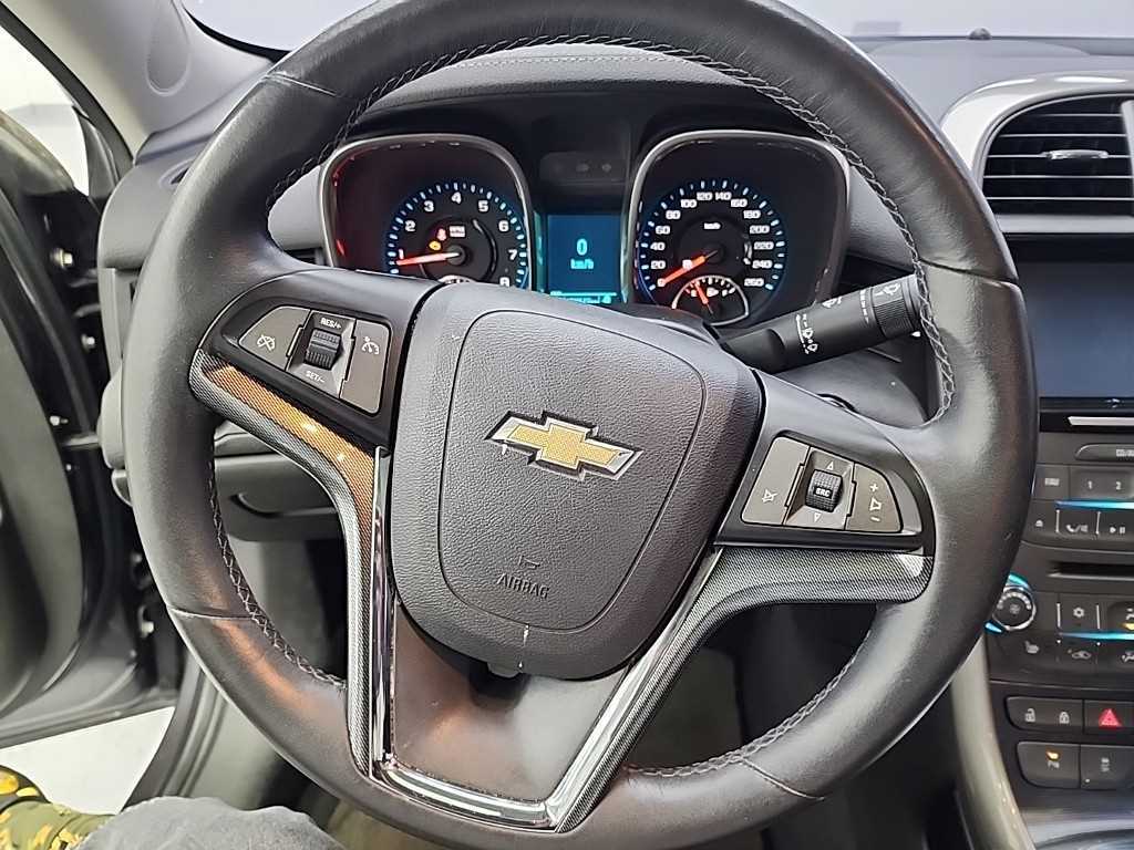 Chevrolet Malibu - Vista 9