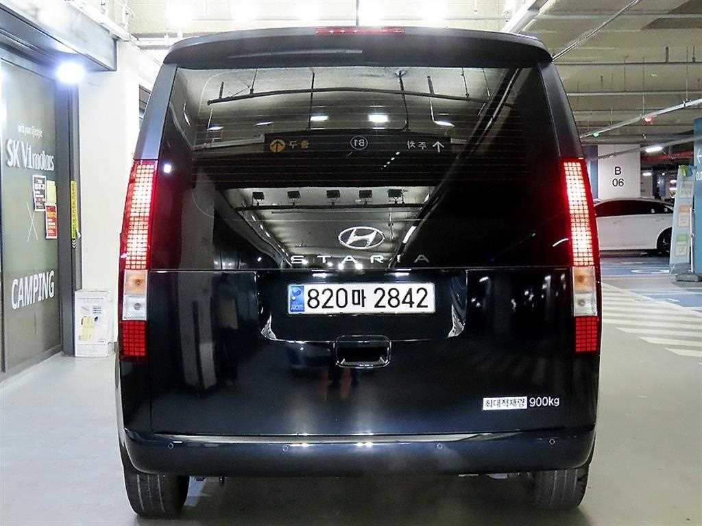 HYUNDAI Staria - Vista 5