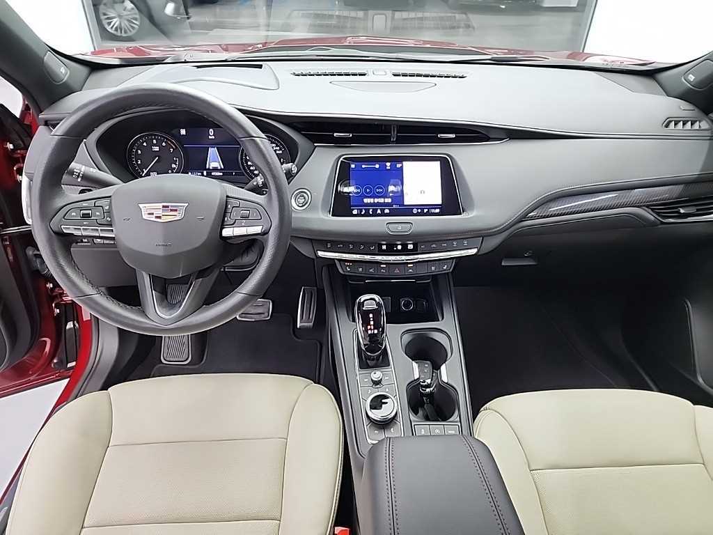 Cadillac XT4 - Vista 7