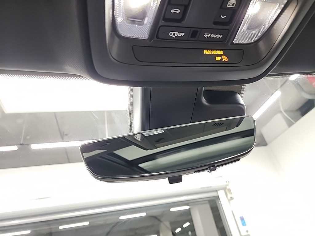 Cadillac XT4 2023 Rojo - Importación desde Corea - HF Imports Iquique - Foto 17