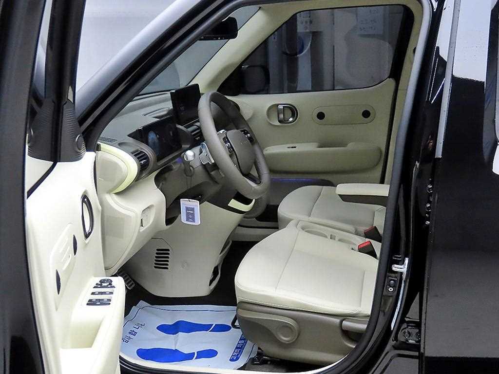 HYUNDAI Casper - Vista 5