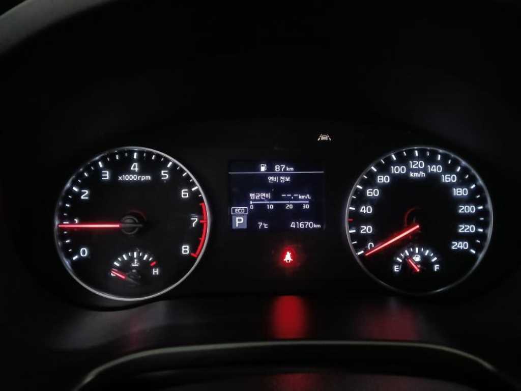 KIA Seltos - Vista 9