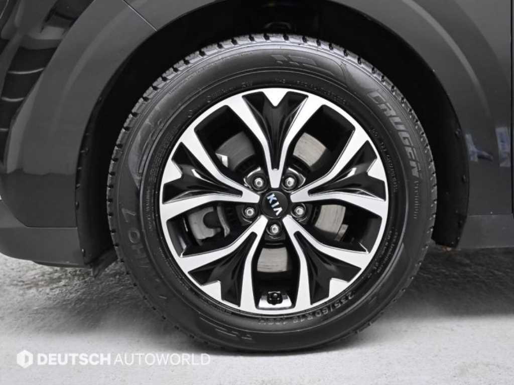 KIA Carnival - Vista 5