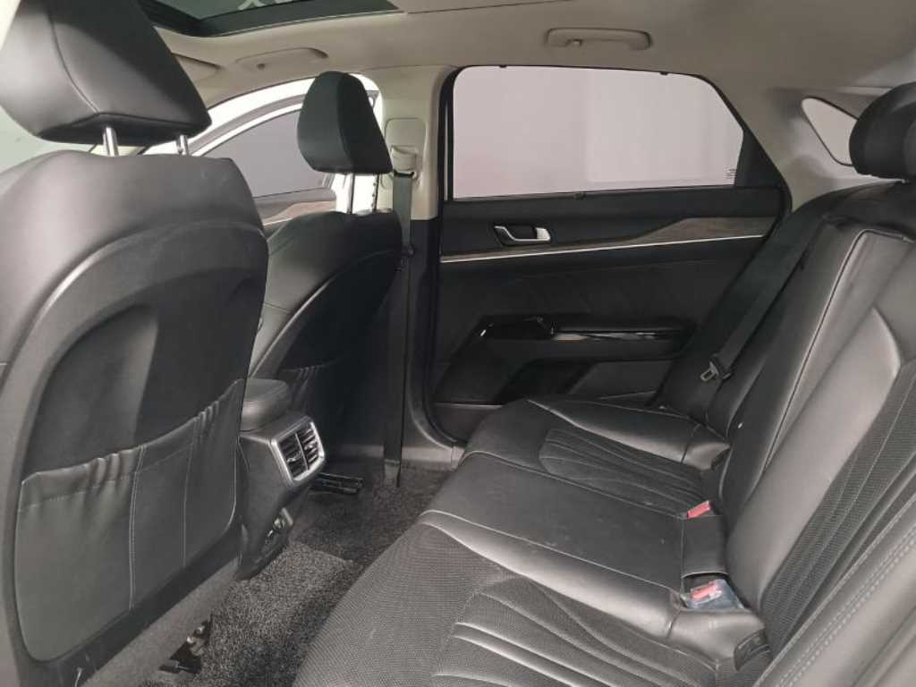 KIA K5 - Vista 8