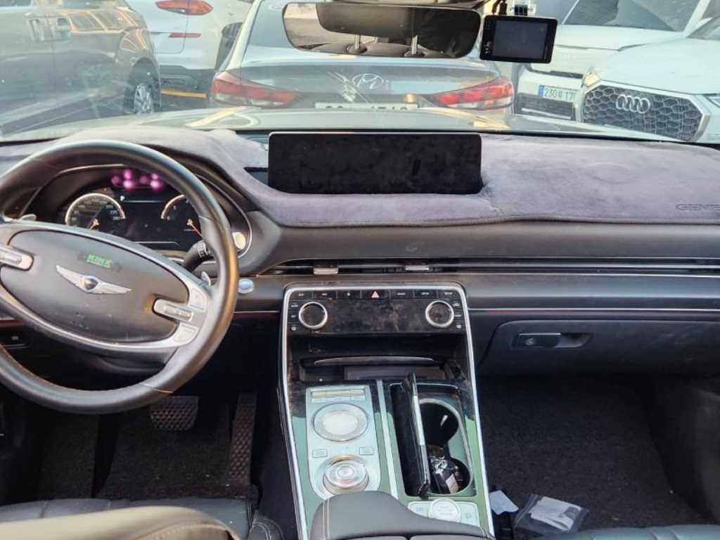 Genesis GV80 - Vista 9