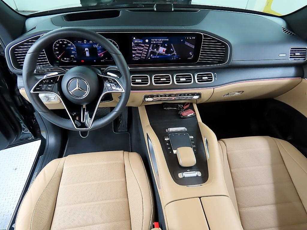 Mercedes Benz GLE Class - Vista 7