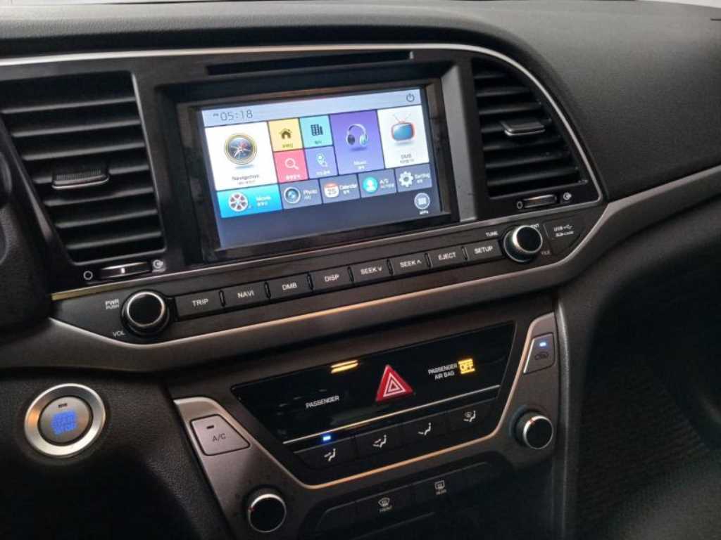 HYUNDAI Avante 2017 Gris - Importación desde Corea - HF Imports Iquique - Foto 14