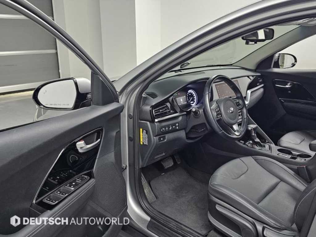 KIA Niro - Vista 11