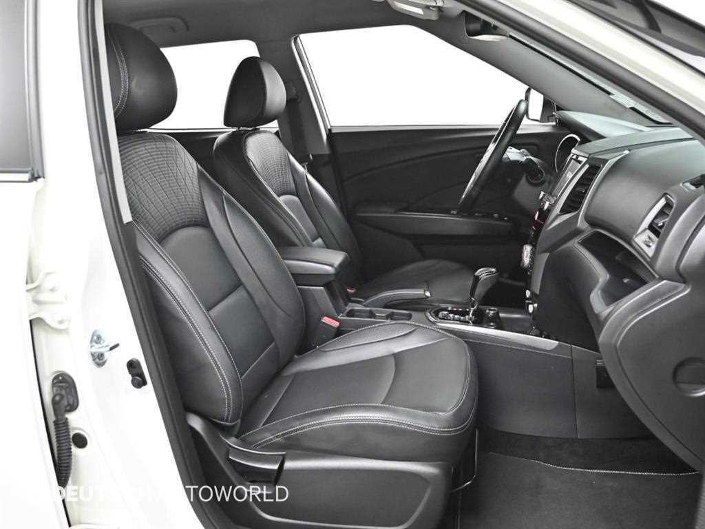 Ssangyong Tivoli - Vista 10