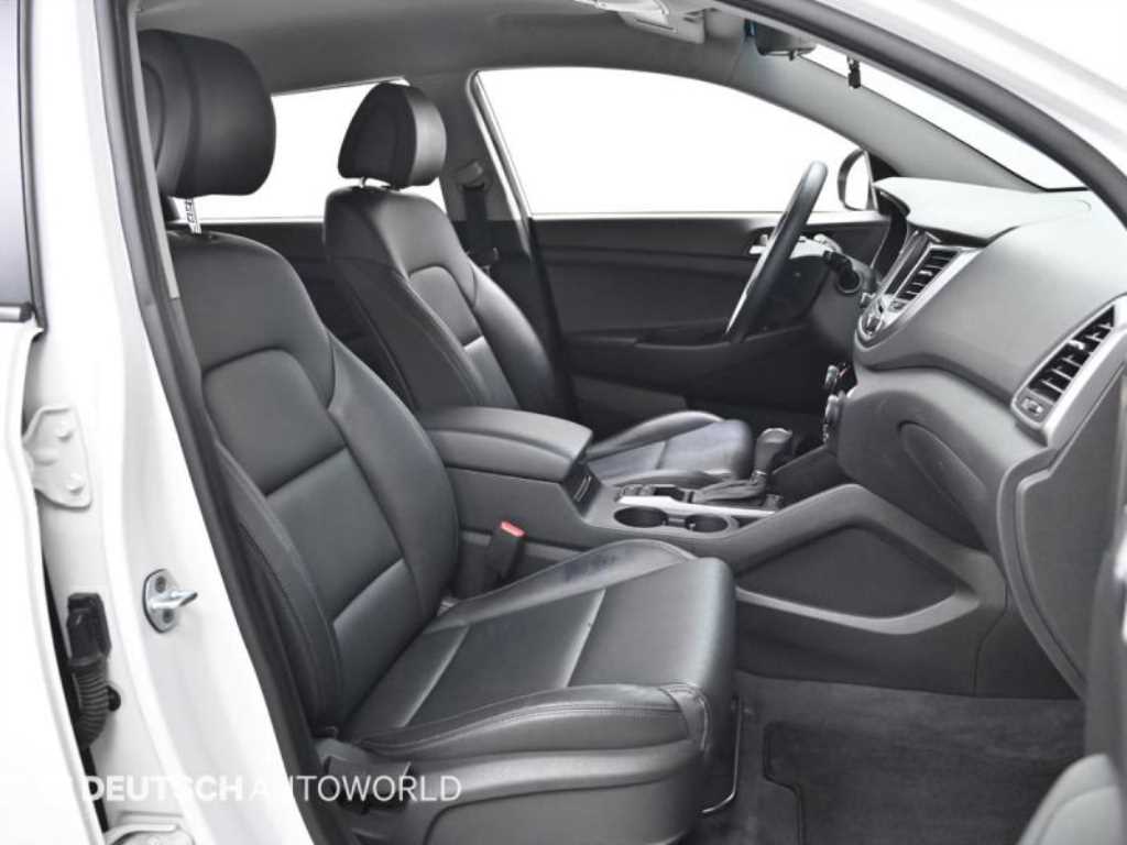 HYUNDAI Tucson - Vista 10