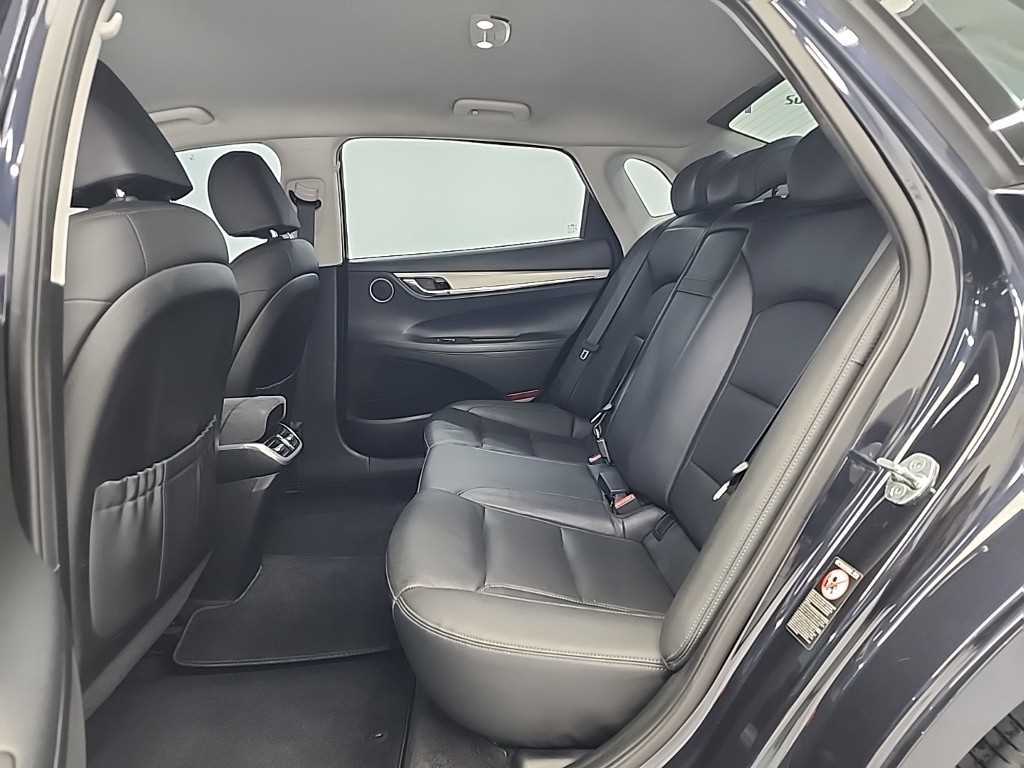 HYUNDAI Grandeur - Vista 12