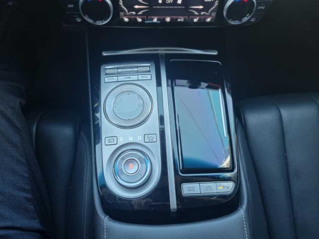 Genesis G80 - Vista 12