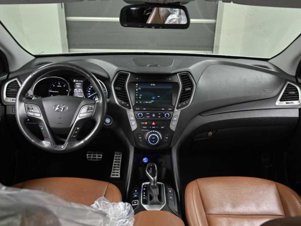 HYUNDAI Santa Fe - Vista 7