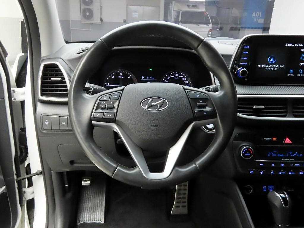 HYUNDAI Tucson - Vista 6