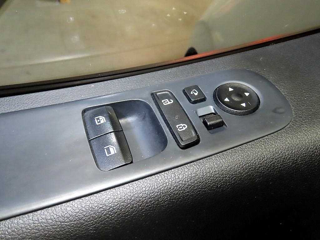 HYUNDAI Staria 2022 Blanco - Importación desde Corea - HF Imports Iquique - Foto 14