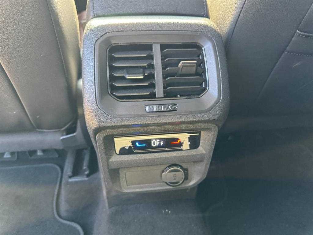 Volkswagen Tiguan 2023 Blanco - Importación desde Corea - HF Imports Iquique - Foto 17