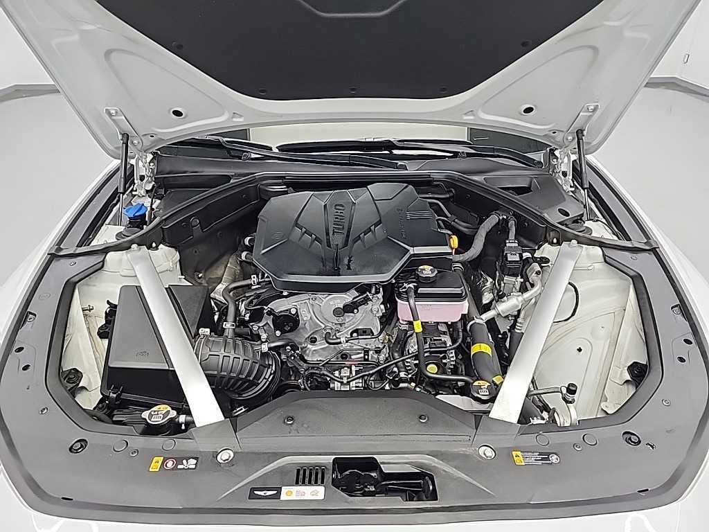 Genesis G70 - Vista 5