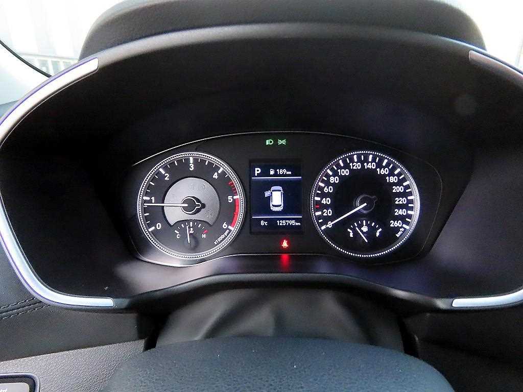 HYUNDAI Santa Fe - Vista 9