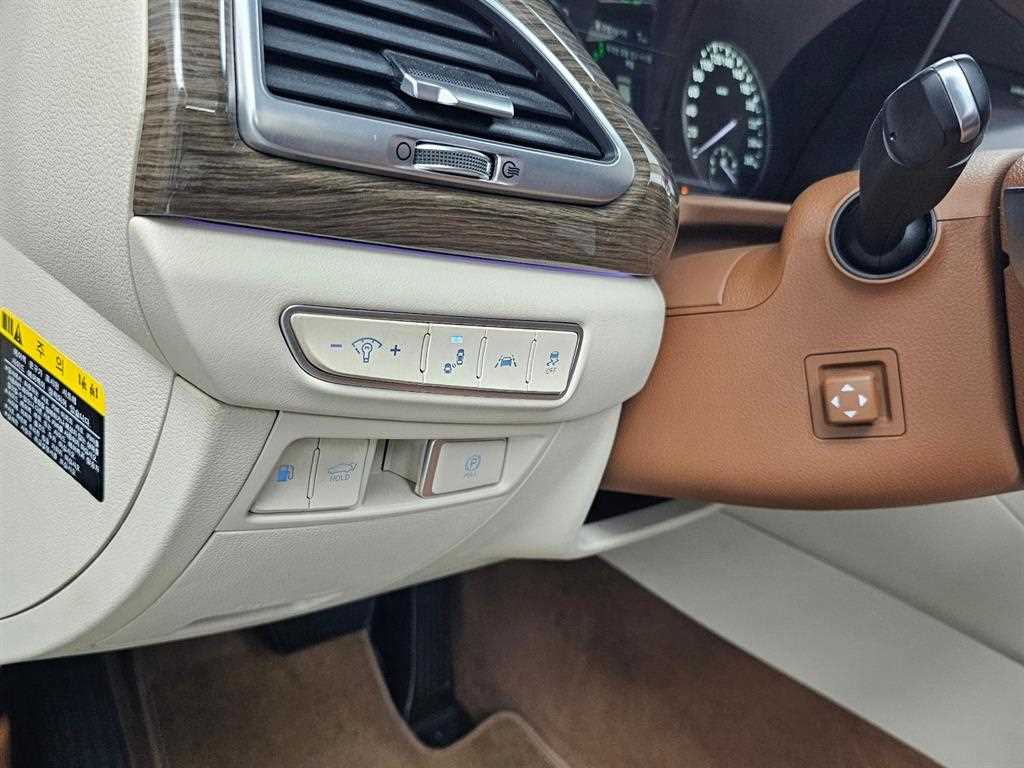 제네시스]G90 3.8 GDI AWD 프리미엄 럭셔리