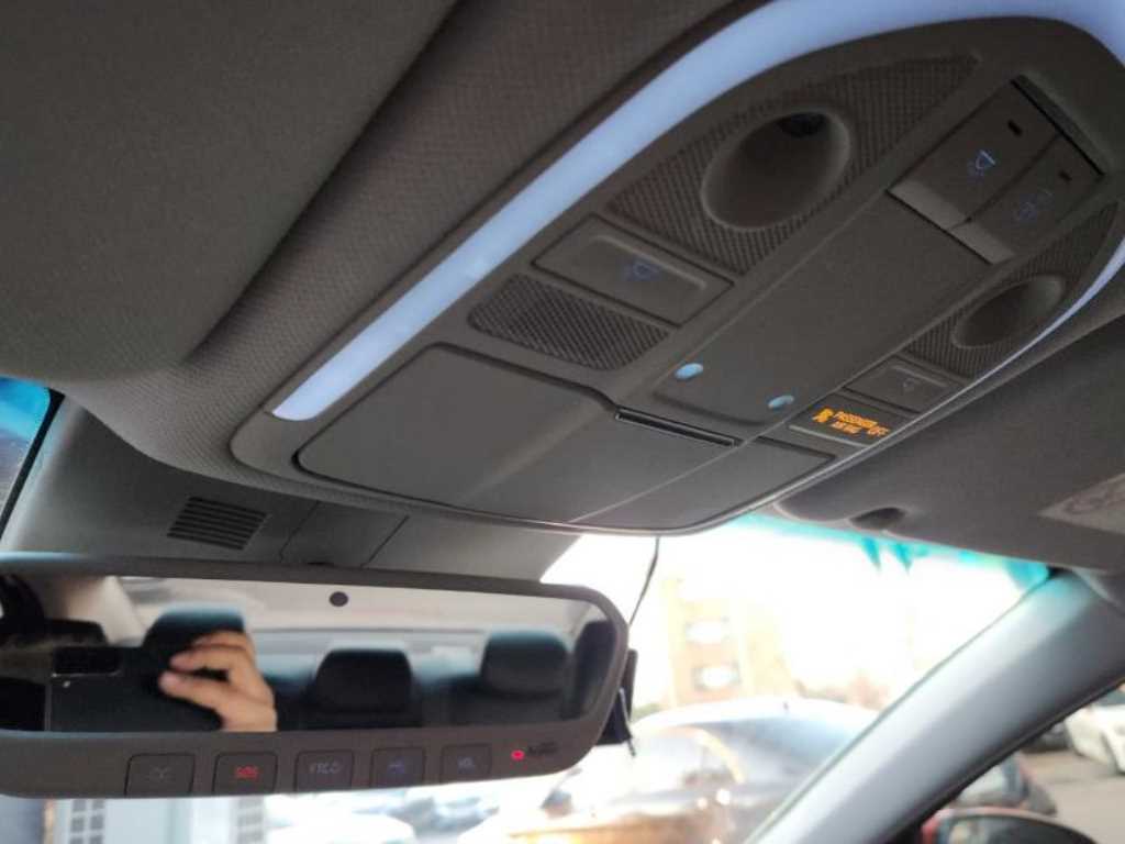 Genesis G70 2022 Rojo - Importación desde Corea - HF Imports Iquique - Foto 19