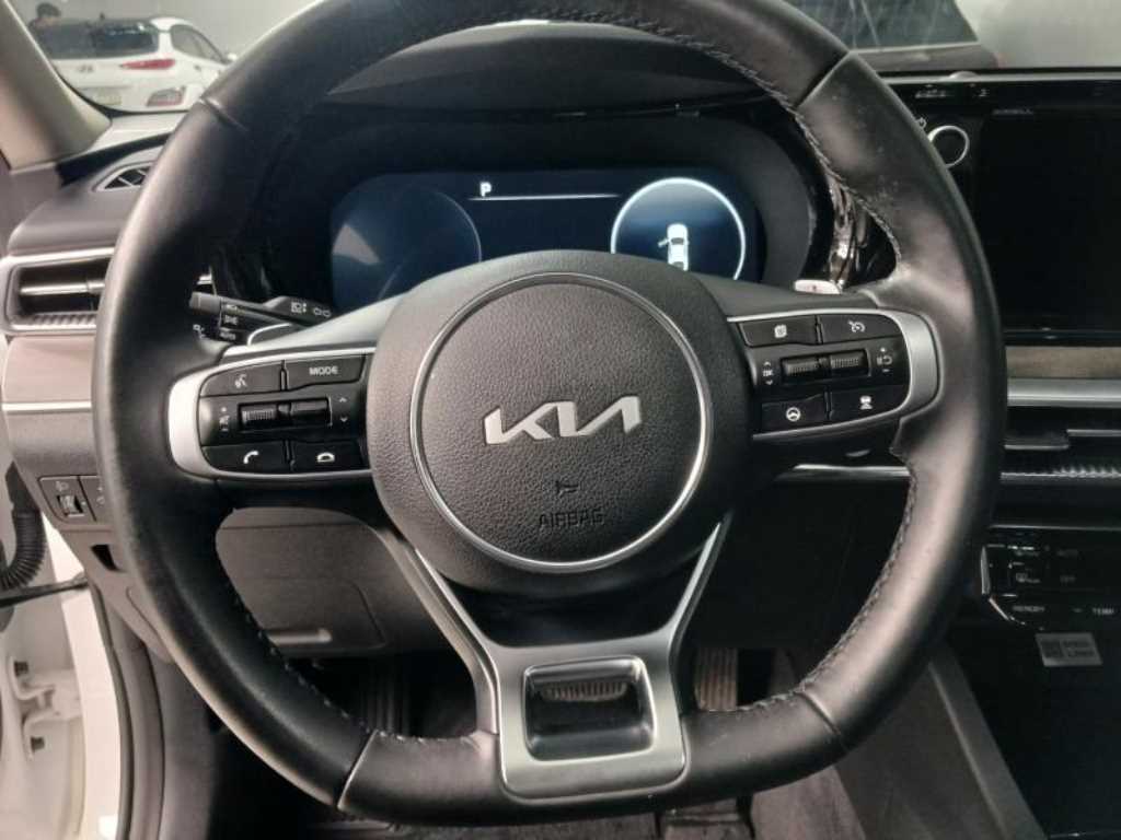 KIA K5 - Vista 11