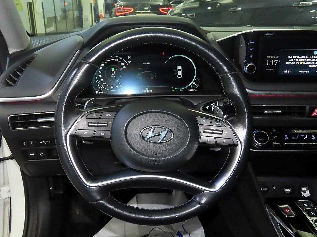 HYUNDAI Sonata - Vista 8