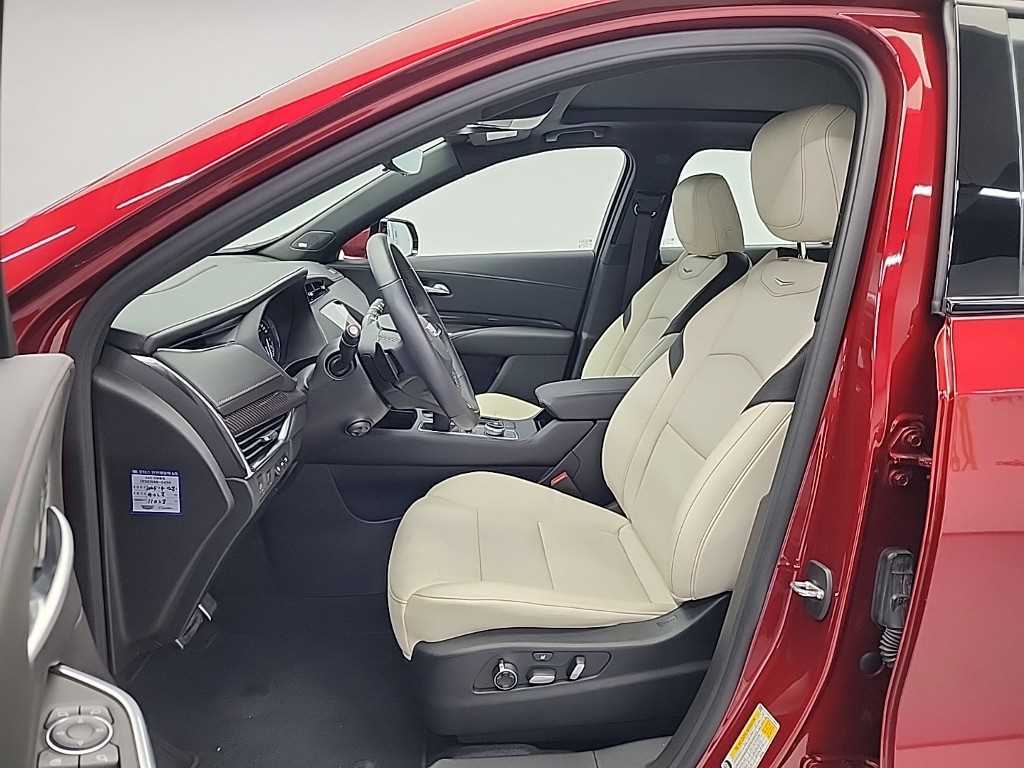 Cadillac XT4 - Vista 11