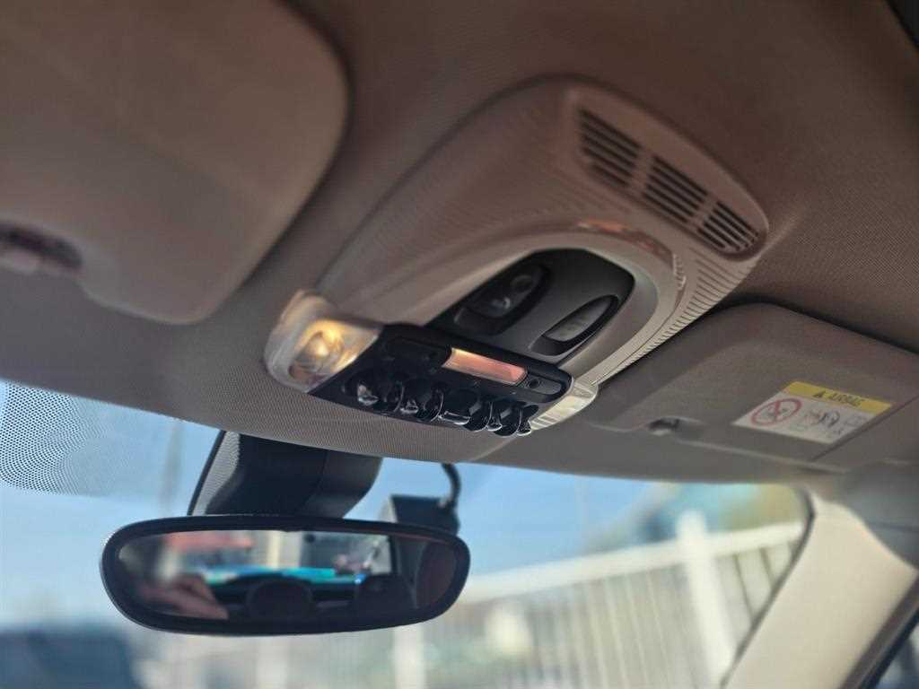 Mini Countryman - Vista 11