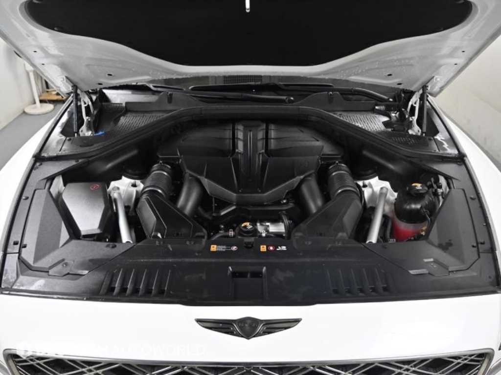 Genesis GV80 - Vista 6