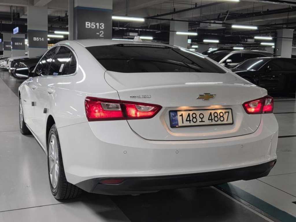 Chevrolet Malibu - Vista 5