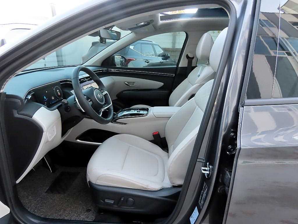 HYUNDAI Tucson - Vista 5