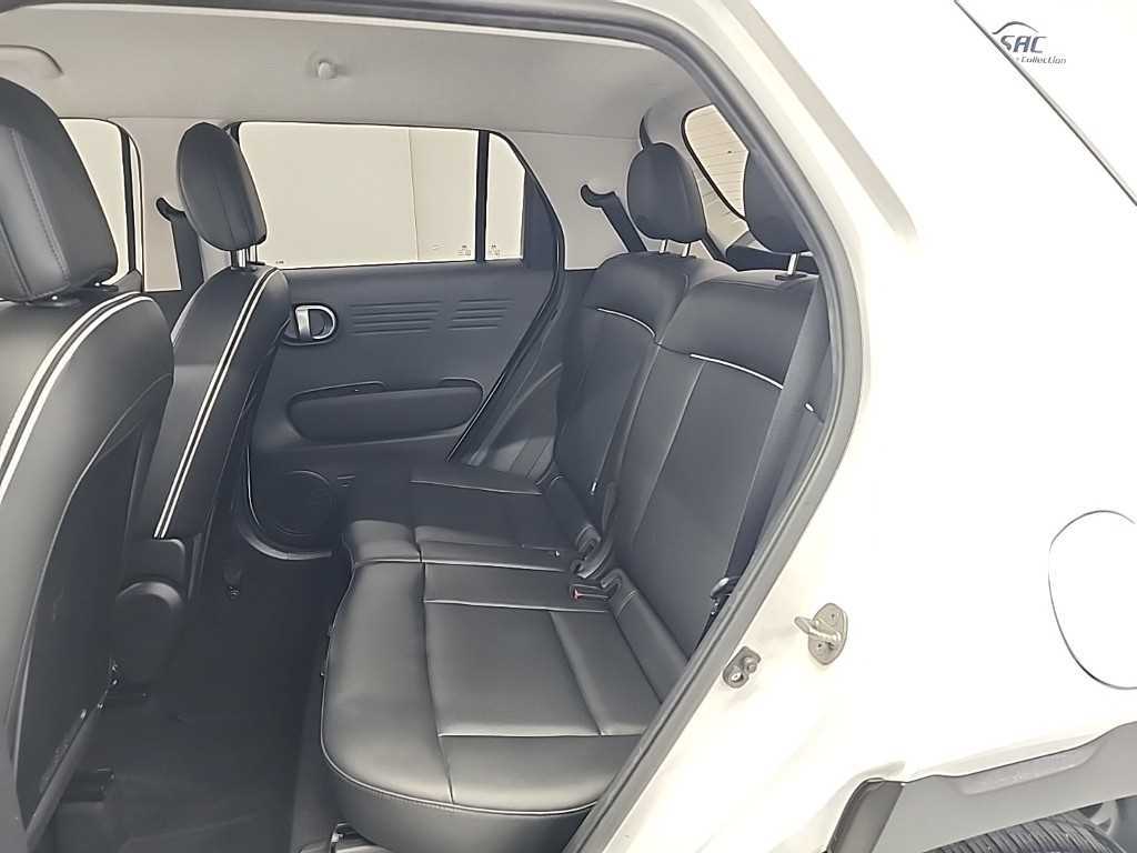 HYUNDAI Casper - Vista 12