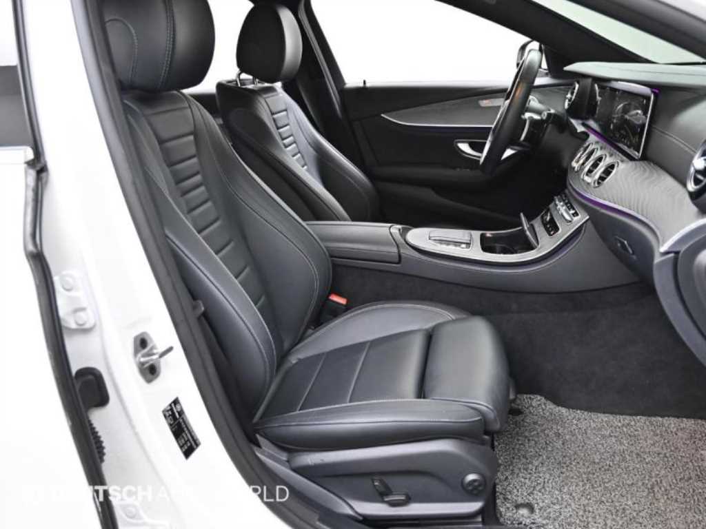 Mercedes Benz E class - Vista 10